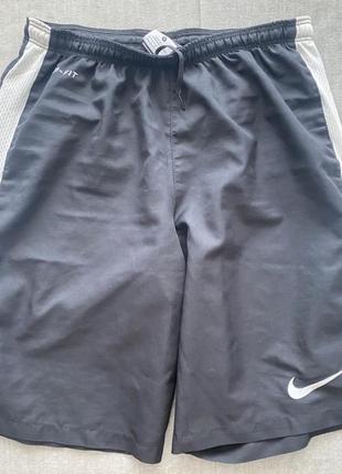Шорти nike