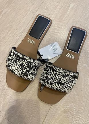 Шлепанцы zara. 39 р.