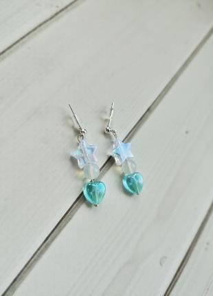 Серьги с лунными камнями и перламутровыми бусинами звезда сердечко голубой
