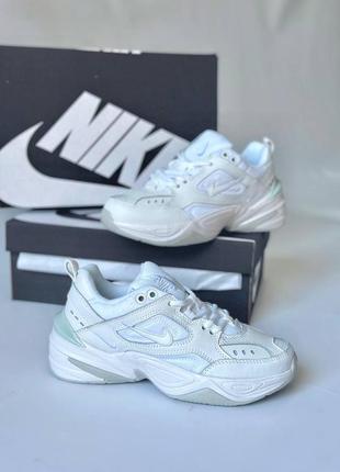Кроссовки женские nike классические