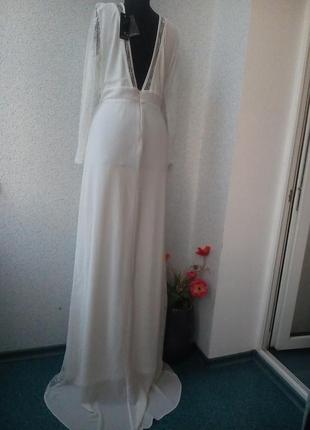 Белое платье со шлейфом tfnc london10 фото