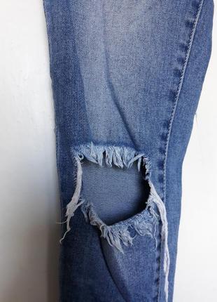 Женские джинсы скинни рваные летние синие с разрезами дырками зауженные vila6 фото
