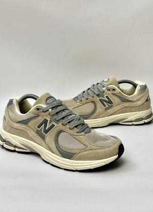 Чоловічі кросівки new balance 2002r