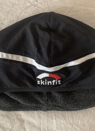 Спортивная шапка skinfit1 фото