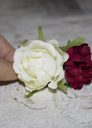 Шпилька ручної роботи кольору айворі-марсала