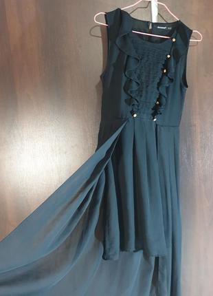 Черное платье со шлейфом.4 фото