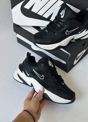 Жіночі кросівки чорні з білим nike m2k tekno night