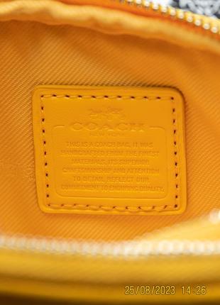 Оригінал ✔ сумка coach yellow pouch жовта жіноча сумочка - з бірками5 фото