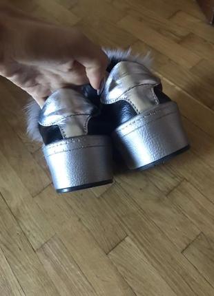 Слипоны мех на танкетке steve madden {кожа}4 фото