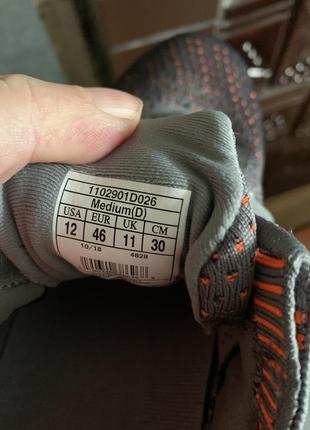 Кросівки brooks 4