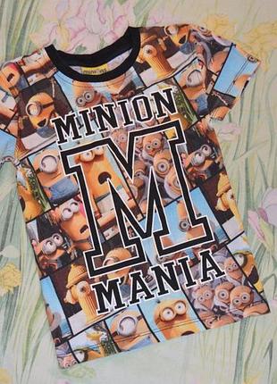 Яркая футболка с миньонами