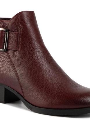 Шкіряні черевики clarks mila charm burgundy