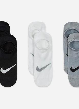 Женские носки nike everyday plus ltwt footie черный,белый,серый 34-38 sx5277-927 34-38