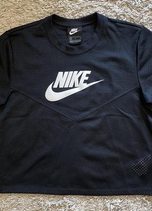 Футболка nike sportswear, оригинал, размер м