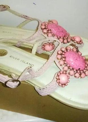 Фірмові босоніжки river island 39р натуральна шкіра