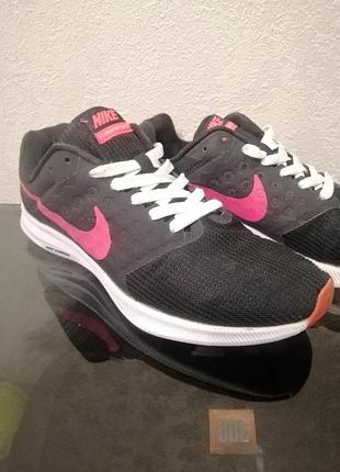 Кроссовки nike 6