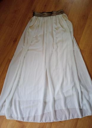Юбка шикарная белая нова