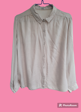 Легкая базовая бежевая нюдовая приятная к телу рубашка рубашка блуза от pimkie1 фото