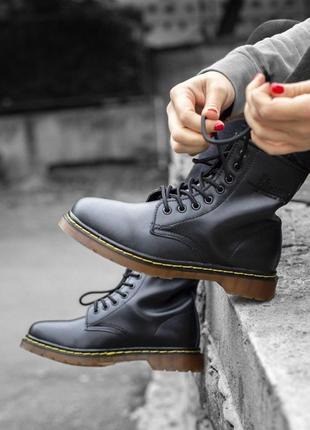 Кожаные женские ботинки dr.martens classic с мехом9 фото