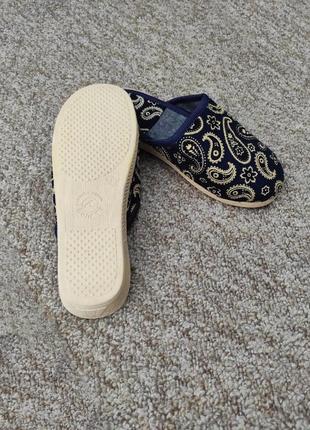 Тапочки женские белистая украинская, легкая литая подошва. классические тапочки