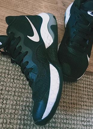 Кроссовки nike