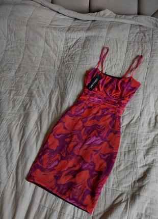 Трендовое платье из фатина абстрактный принт3 фото