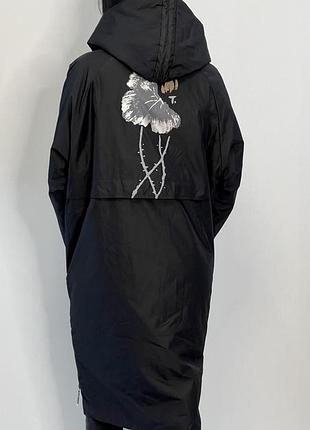 Чорний демісезонний плащ із принтом l-5xl весна/осінь 2022