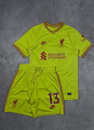 Футбольна форма nike liverpool  20211 фото