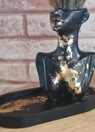 Ваза на подставке. набор. декоративный набор.