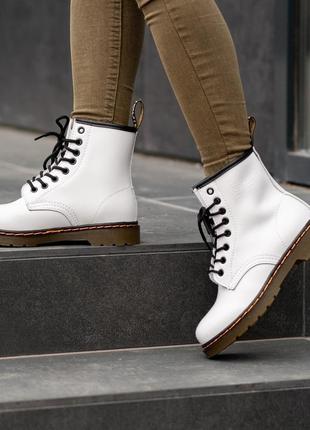 Весенние ботинки dr.martens 1460 white женские демисезон ботинки доктор мартинс белые, осенние, ботинки жіночі мартінс білі4 фото