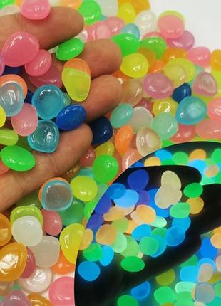 Фосфорні камені в акваріум різнобарвні маленькі - у наборі біля 300шт., (розмір одного каменя 1см)
