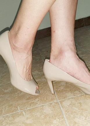 Туфлі 42-43 р шпилька