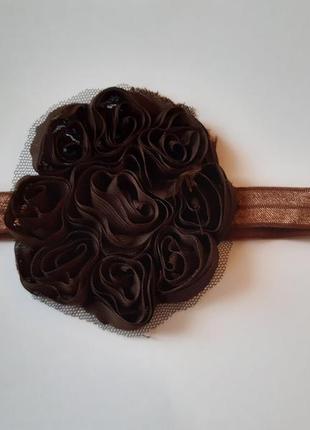 Дитяча пов'язка коричнева - окружність 42-55см, квітка 8см