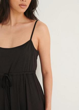 Чорна міні сукня 'na-kd'3 фото