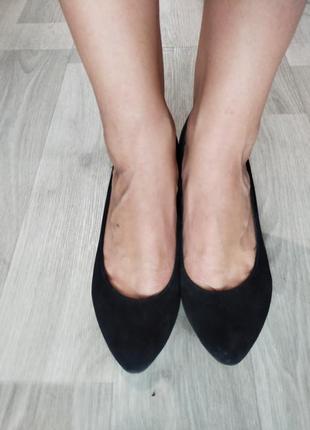 Женские туфли черные на танкетке б/у 38 размер - по стельке 24,5см, натуральная замша4 фото