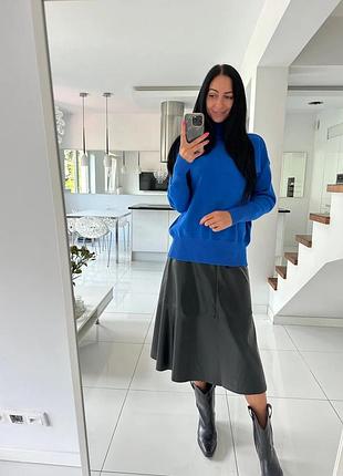 Дуже гарний осінній светр електрик теплий 3