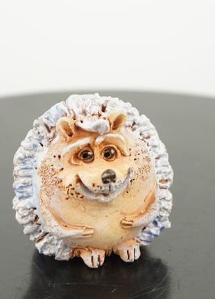 Фигурка в виде ежика hedgehog figurine бело-синий ежик2 фото