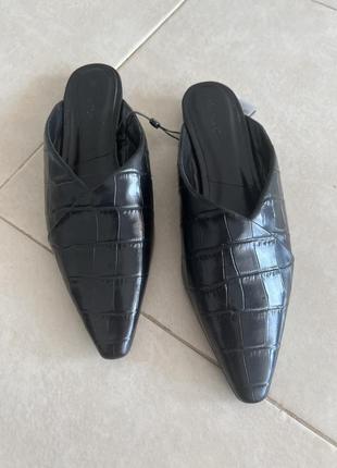 Шкіряні шльопанці massimo dutti p -39