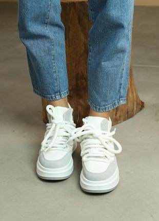 Теплые серо-белые высокие кроссовки женские,ботинки деми, на подкладке, на высокой подошве, модная обувь5 фото