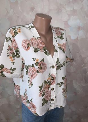Укороченная блуза в цветочный принт