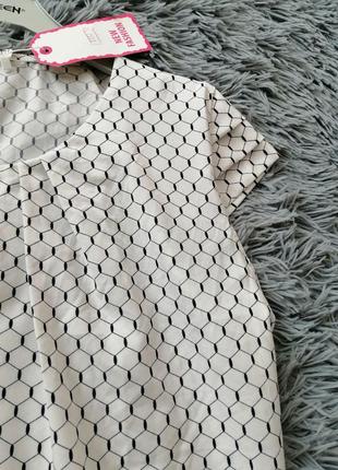 Легкая летняя блуза с украшением под жемчуг4 фото