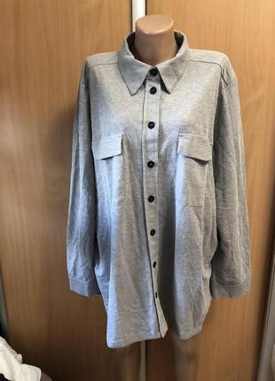 Новая с биркой базовая рубашка с накладными карманами батал