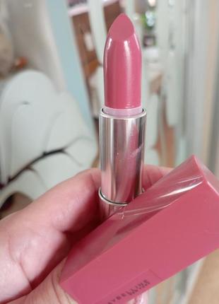 Помада для губ фирмы maybelline