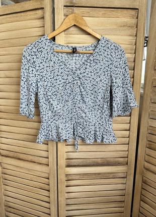 Топ с затяжкой в цветочный принт h&m