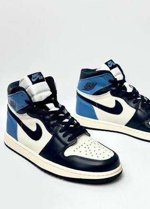 Лимитированные качественные кожаные кроссовки в стиле nike air jordan 1 blue / white топовые демисезонные классические мужские1 фото