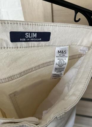 Джинсы mom jeans slim светлые молочные высокая посадка m&amp;s4 фото