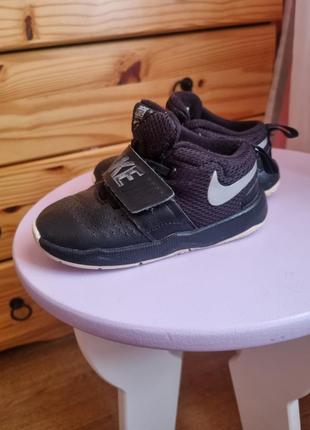 Кроссовки nike, 25р.