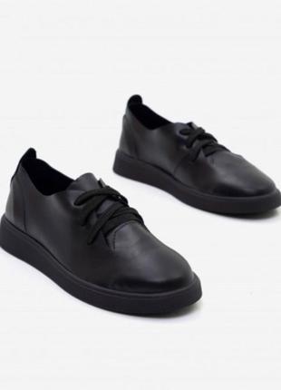 36-41 рр лофери натуральна замша/шкіра чорні, білі