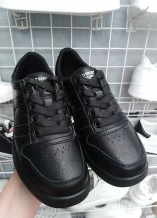 Кожаные черные кроссовки3 фото