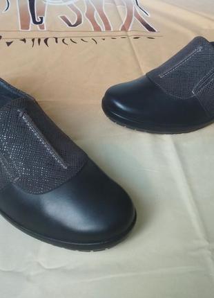 Туфлі з натуральної шкіри suave ( португалія) р 41